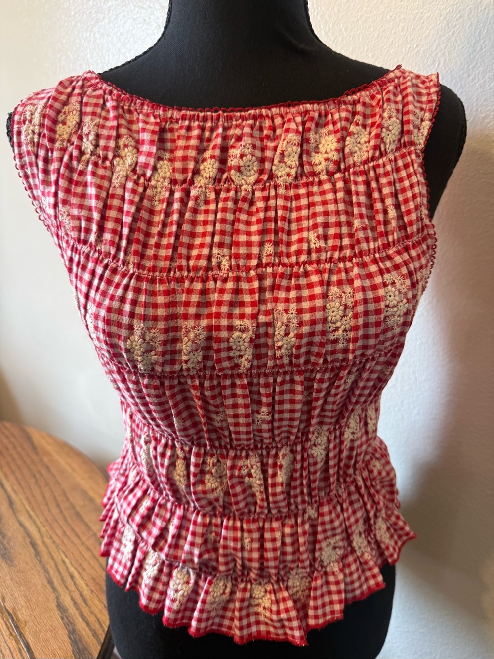 True vintage y2k cottagecore farmcore Red Gingham Sleeveless Top